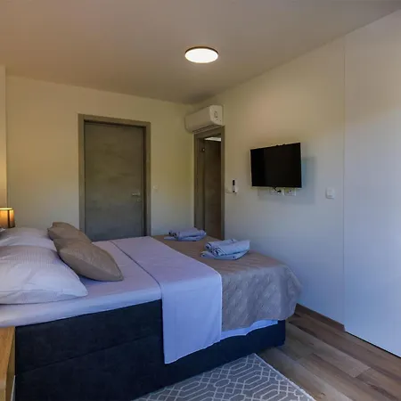 Σπίτι διακοπών Beautiful In Slivno With Wifi *