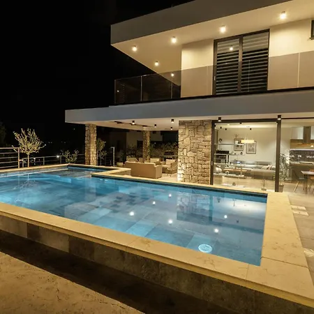 Beautiful In Slivno With Wifi Σπίτι διακοπών Komarna