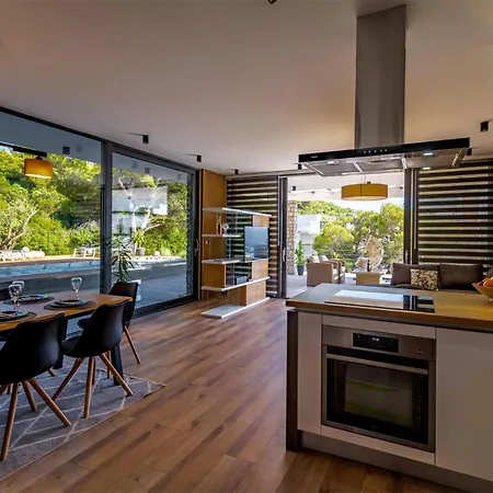 Vikendica Beautiful In Slivno With Wifi *