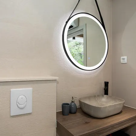 Beautiful In Slivno With Wifi Vikendica Komarna