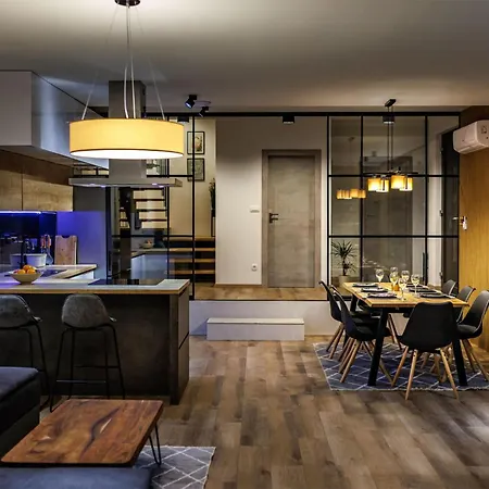 Amazing In Slivno With Kitchen Komarna