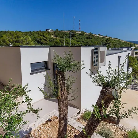 Beautiful In Slivno With Wifi Vikendica Komarna