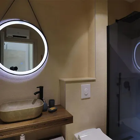 Beautiful In Slivno With Wifi *