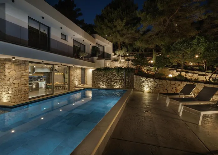 Beautiful In Slivno With Wifi *